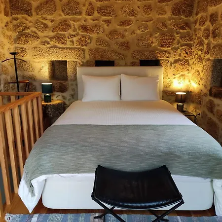 Quinta De Sao Pedro De Vir-a-corca Em 3* Monsanto