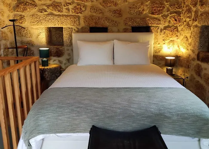 Quinta De São Pedro De Vir-a-corça Em Monsanto